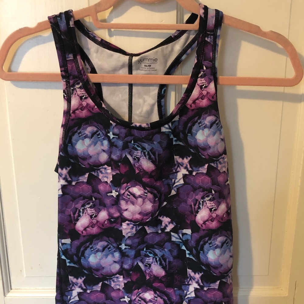 Yummie Tummie workout top